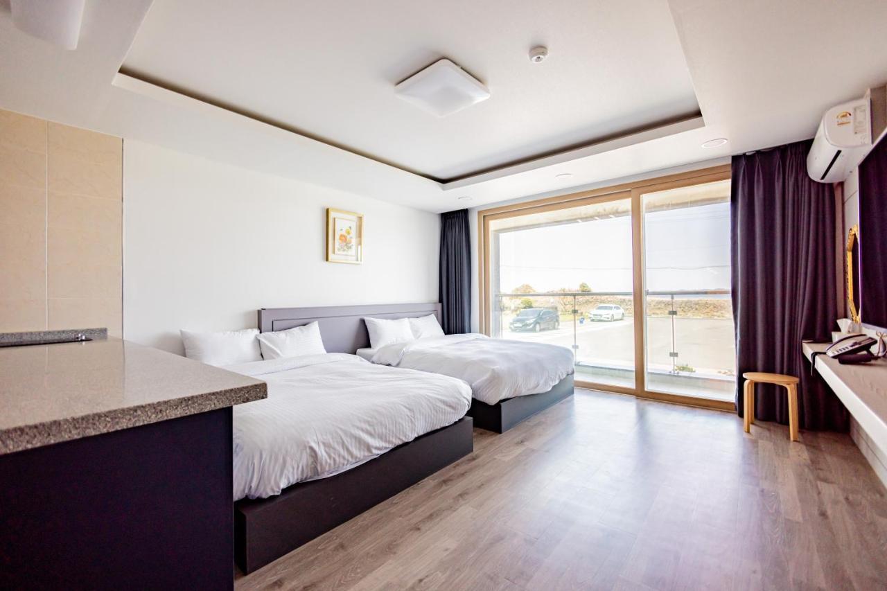 Jeju Arumdaun Resort Sihung-ni Екстериор снимка