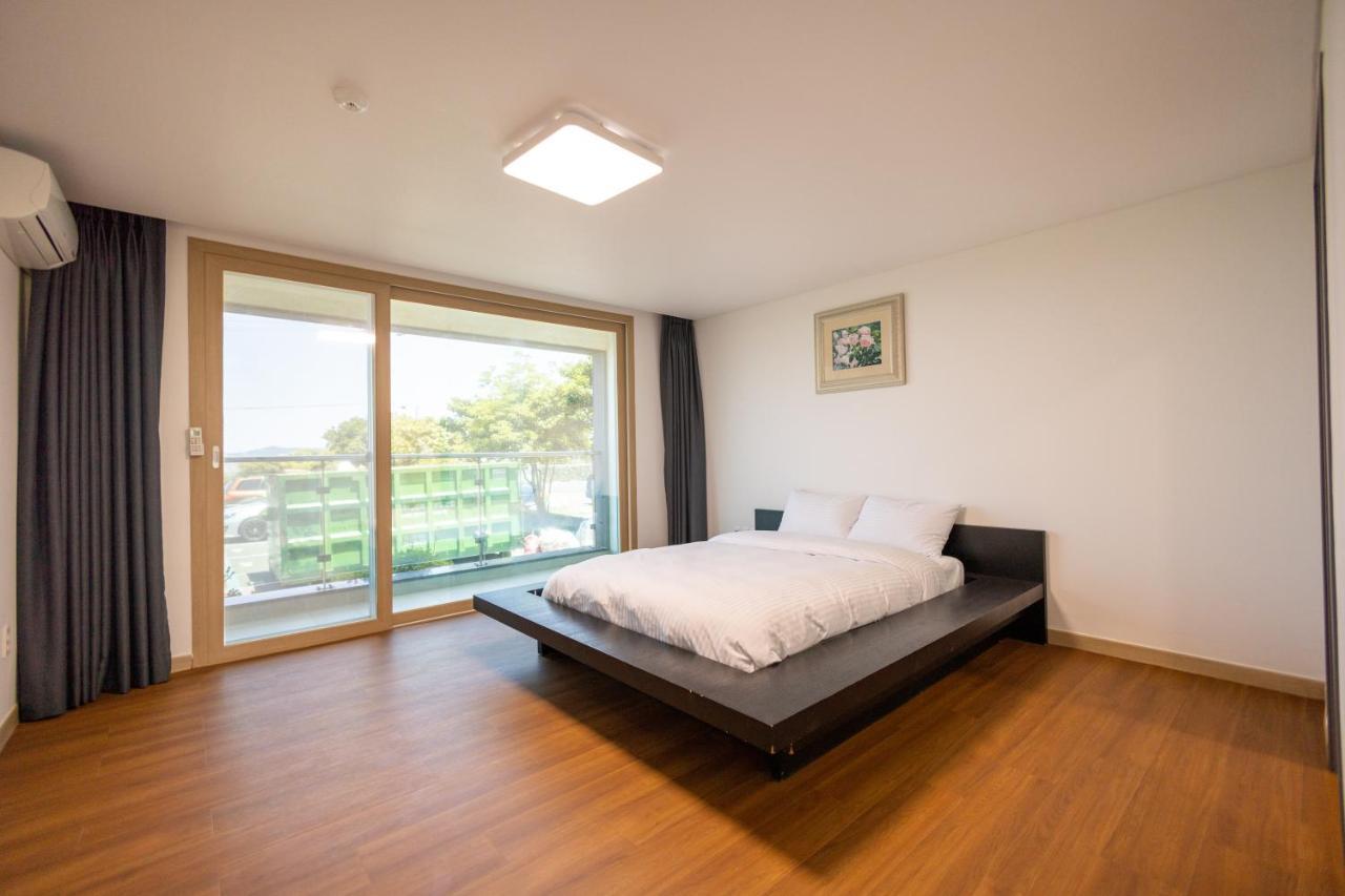 Jeju Arumdaun Resort Sihung-ni Екстериор снимка
