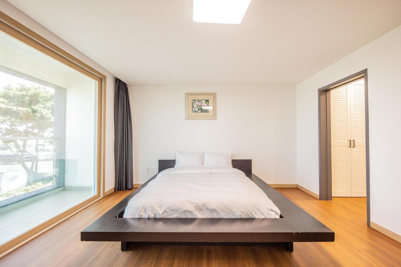 Jeju Arumdaun Resort Sihung-ni Екстериор снимка