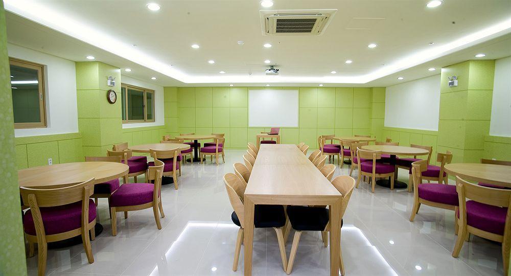 Jeju Arumdaun Resort Sihung-ni Екстериор снимка