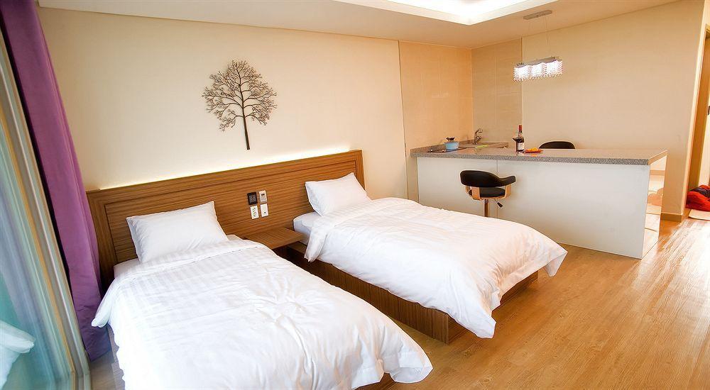 Jeju Arumdaun Resort Sihung-ni Екстериор снимка