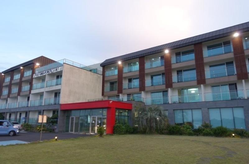 Jeju Arumdaun Resort Sihung-ni Екстериор снимка