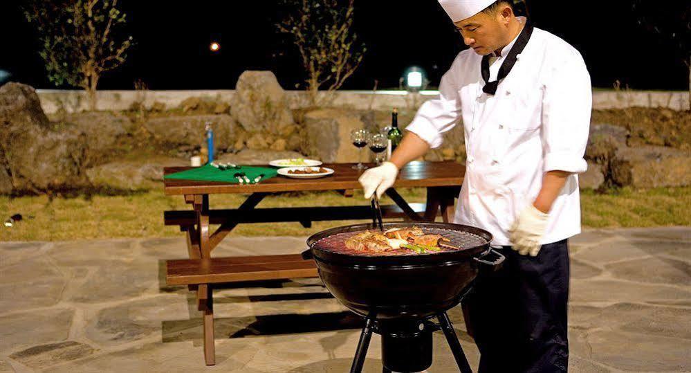 Jeju Arumdaun Resort Sihung-ni Екстериор снимка